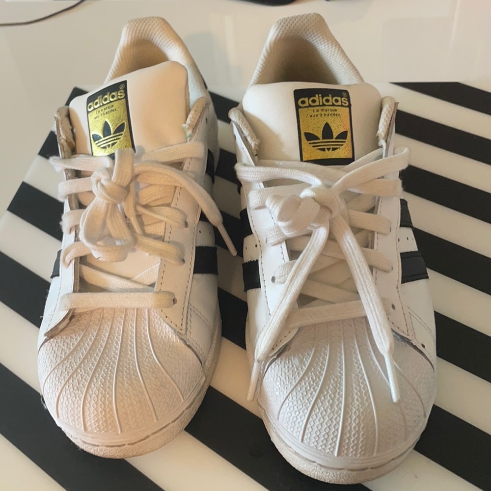 Adidas superstar